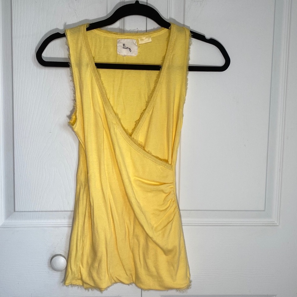 Linq V-Neck Raw-Hem Top